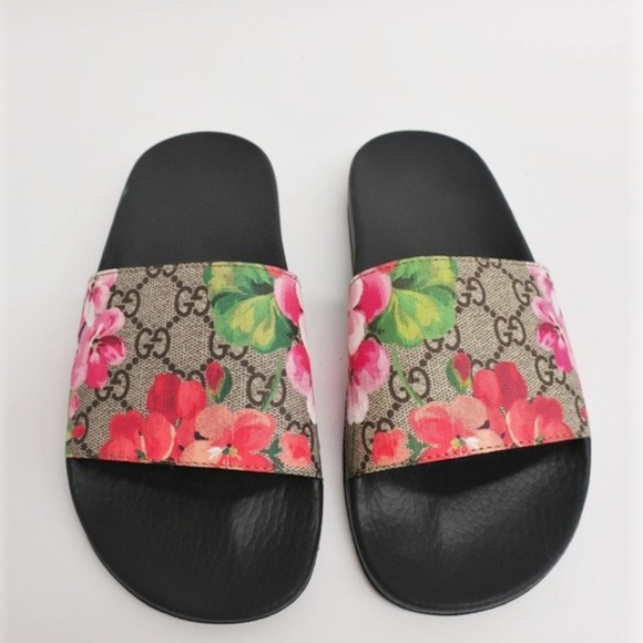 Gucci Shoes - Gucci Pursuit Pool Slide Sandals GG Blooms Supreme